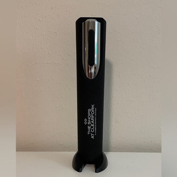 Electric Wine Bottle Opener - Picture 8 of 11